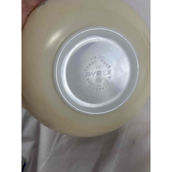 Pyrex Golden Branch Vintage Floral Glass Casserole Bowl 2 Quart USA - Picture 6 of 6